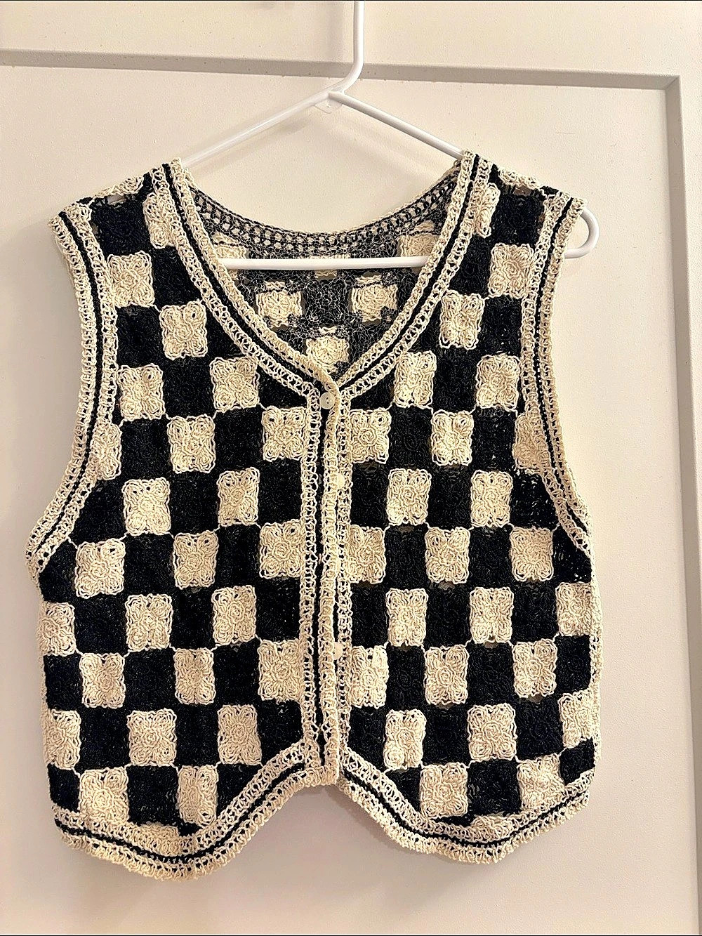 Checkered Sleeveless Vest in Black & Cream